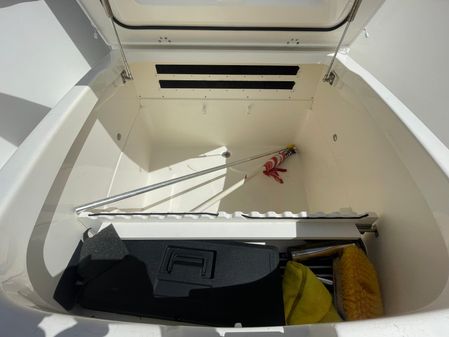 Boston Whaler 330 Outrage image