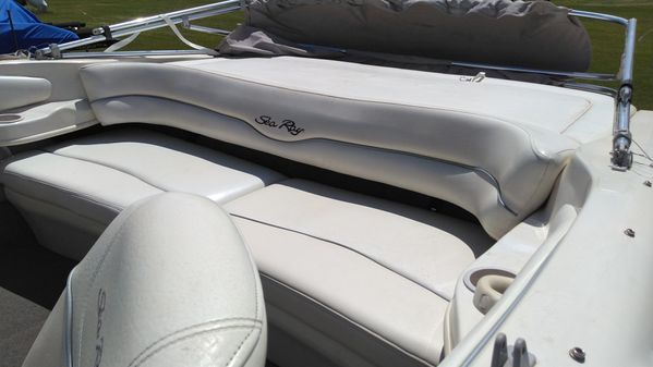 Sea Ray 182 Bow Rider image