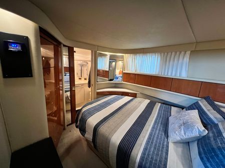 Sea Ray 380 Aft Cabin image