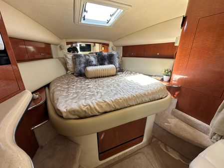 Sea Ray 320 Sundancer image