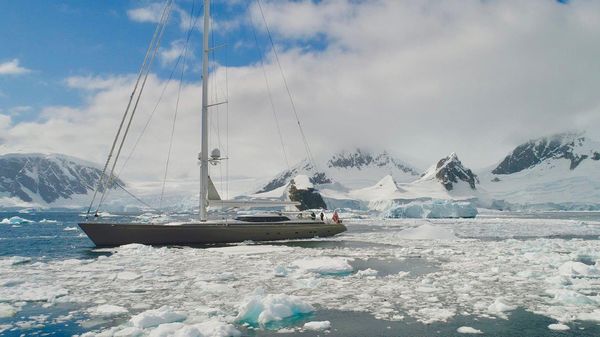 Alloy Yachts 2003 image