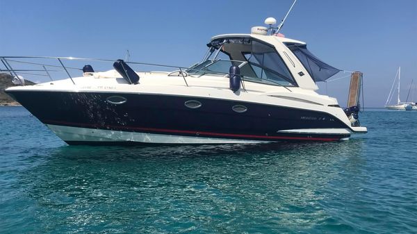 Monterey 335 Sport Yacht 