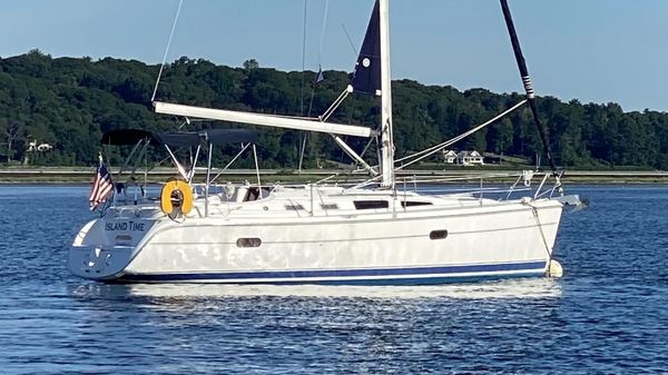 Hunter 356