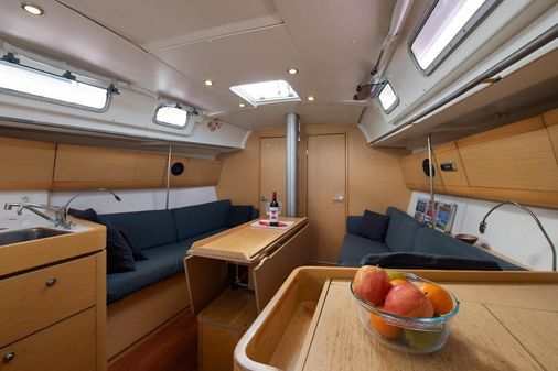 Beneteau FIRST-40 image