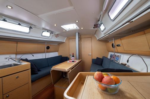 Beneteau FIRST-40 image