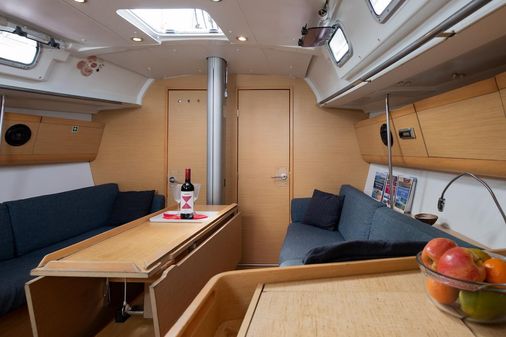 Beneteau FIRST-40 image