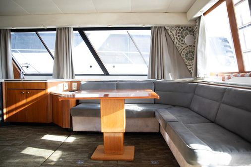 Bayliner 4788 Pilot House Motoryacht image