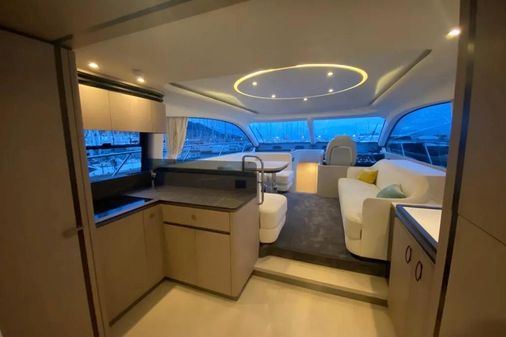 Azimut 53-FLYBRIDGE image