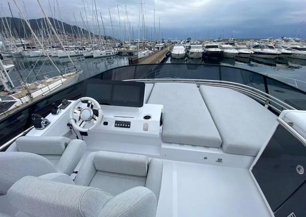 Azimut 53-FLYBRIDGE image