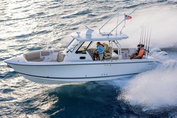 Pursuit S 328 Sport - main image