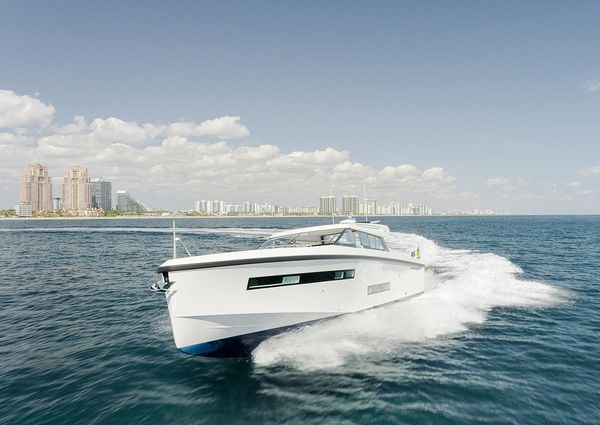 Delta Powerboats 48 Coupe image