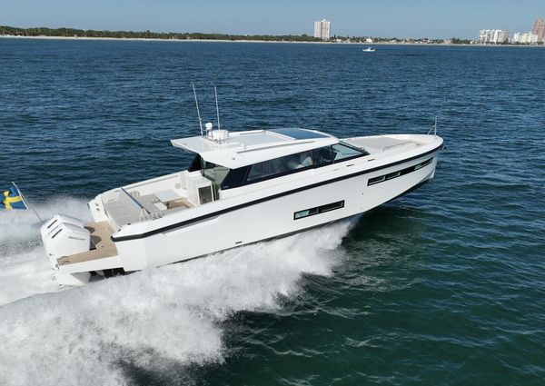 Delta Powerboats 48 Coupe image