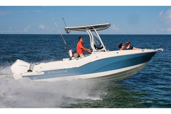 Crownline 220 FinSeeker - main image