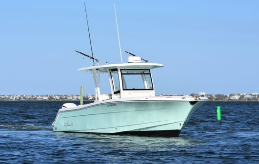 Robalo R302 Center Console image