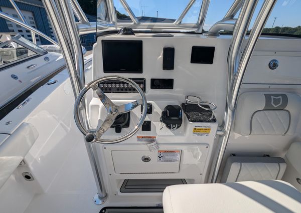 Sea-fox 248-SIDE-CONSOLE image