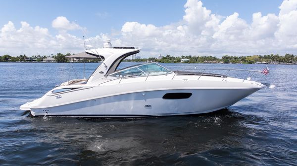 Sea Ray 370 Sundancer 