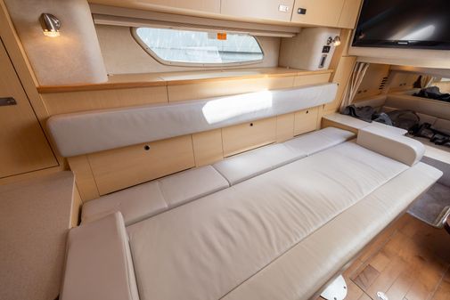 Sea Ray 370 Sundancer image