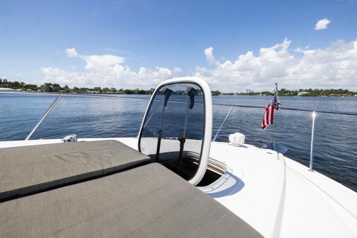 Sea Ray 370 Sundancer image