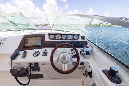 Sea Ray 370 Sundancer image