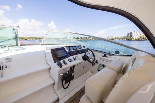 Sea Ray 370 Sundancer image