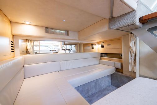 Sea Ray 370 Sundancer image