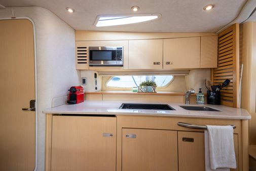 Sea Ray 370 Sundancer image