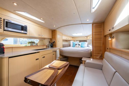 Sea Ray 370 Sundancer image