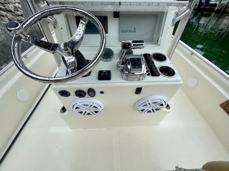 Scout 240 Bay Scout image