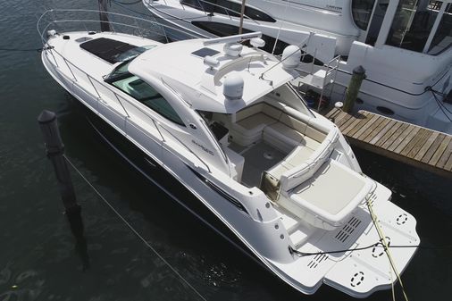 Sea Ray 410 Sundancer image