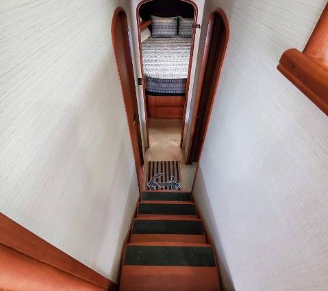 Luhrs 41-CONVERTIBLE image