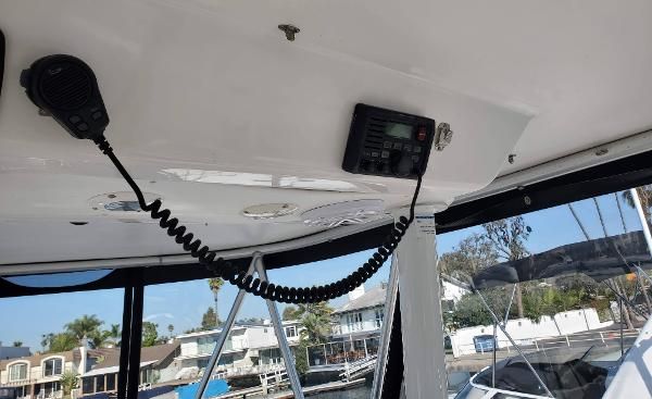 Luhrs 41-CONVERTIBLE image