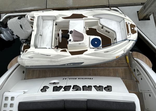 Azimut 60 Flybridge image