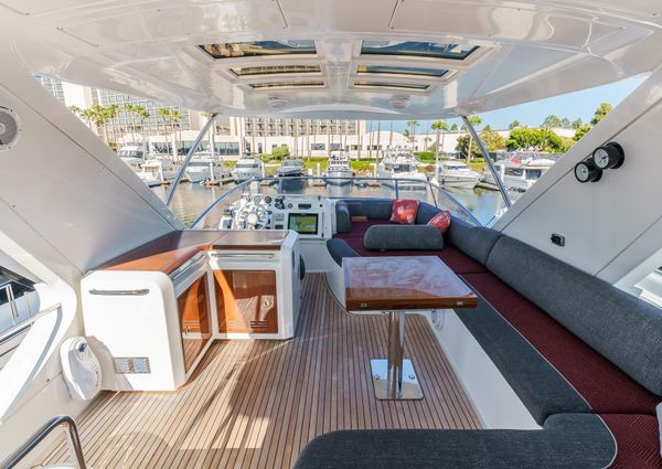 Azimut 60 Flybridge image