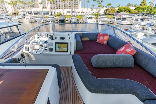 Azimut 60 Flybridge image