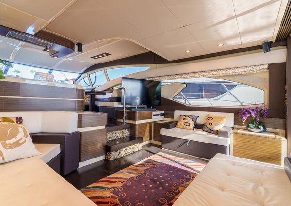 Azimut 60 Flybridge image