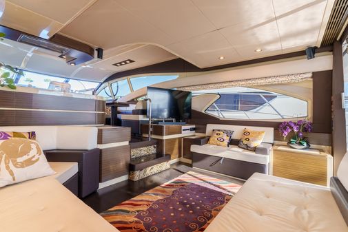 Azimut 60 Flybridge image