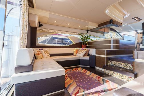 Azimut 60 Flybridge image