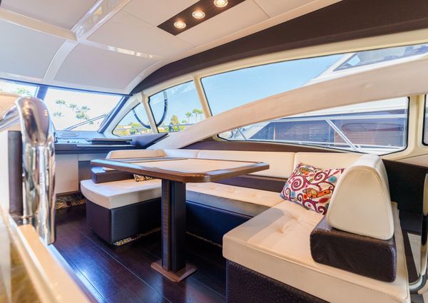 Azimut 60 Flybridge image