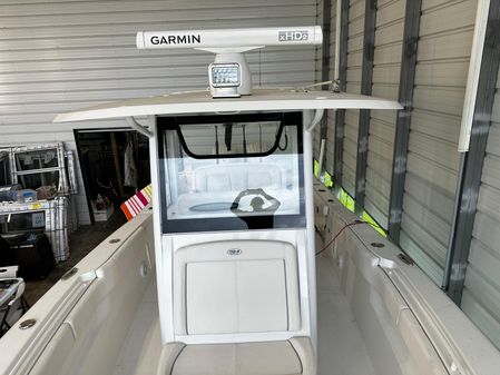 Sea Hunt Gamefish 30 Forward Seating image