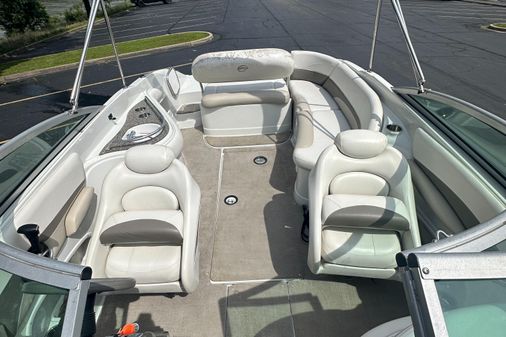 Crownline 252-EX image