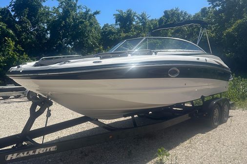 Crownline 252-EX image