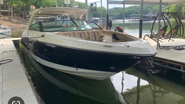 Sea Ray SLX 400