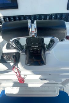 Sea Hunt Gamefish 27 image