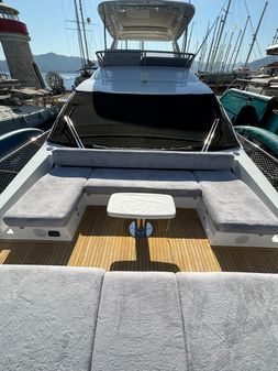 Azimut 66 image