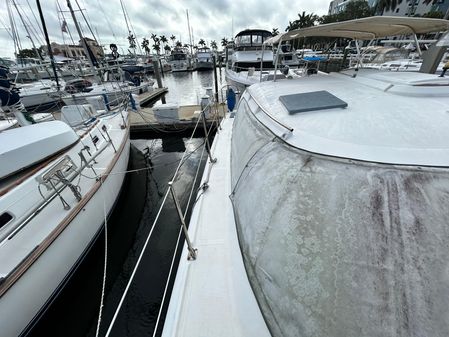 Endeavour-catamaran VICTORY image