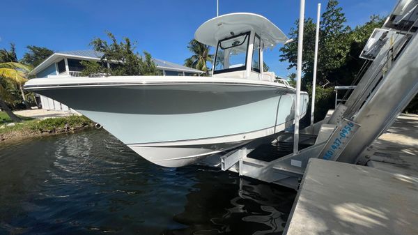 Sea Hunt Ultra 239 SE 