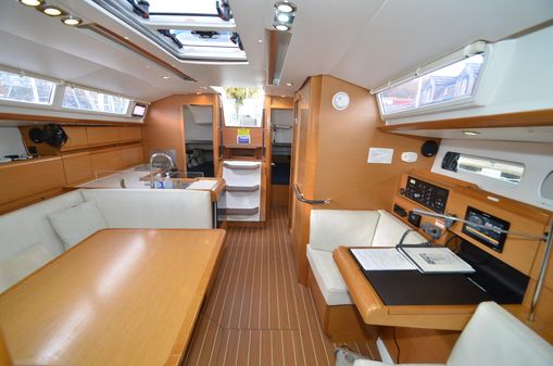 Jeanneau Sun Odyssey 409 image