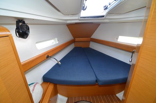 Jeanneau Sun Odyssey 409 image