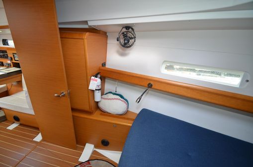 Jeanneau Sun Odyssey 409 image