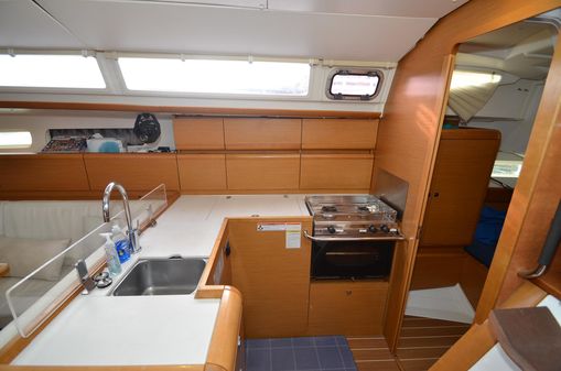 Jeanneau Sun Odyssey 409 image